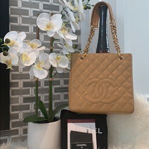 CHANEL🌺 petite shopper tote